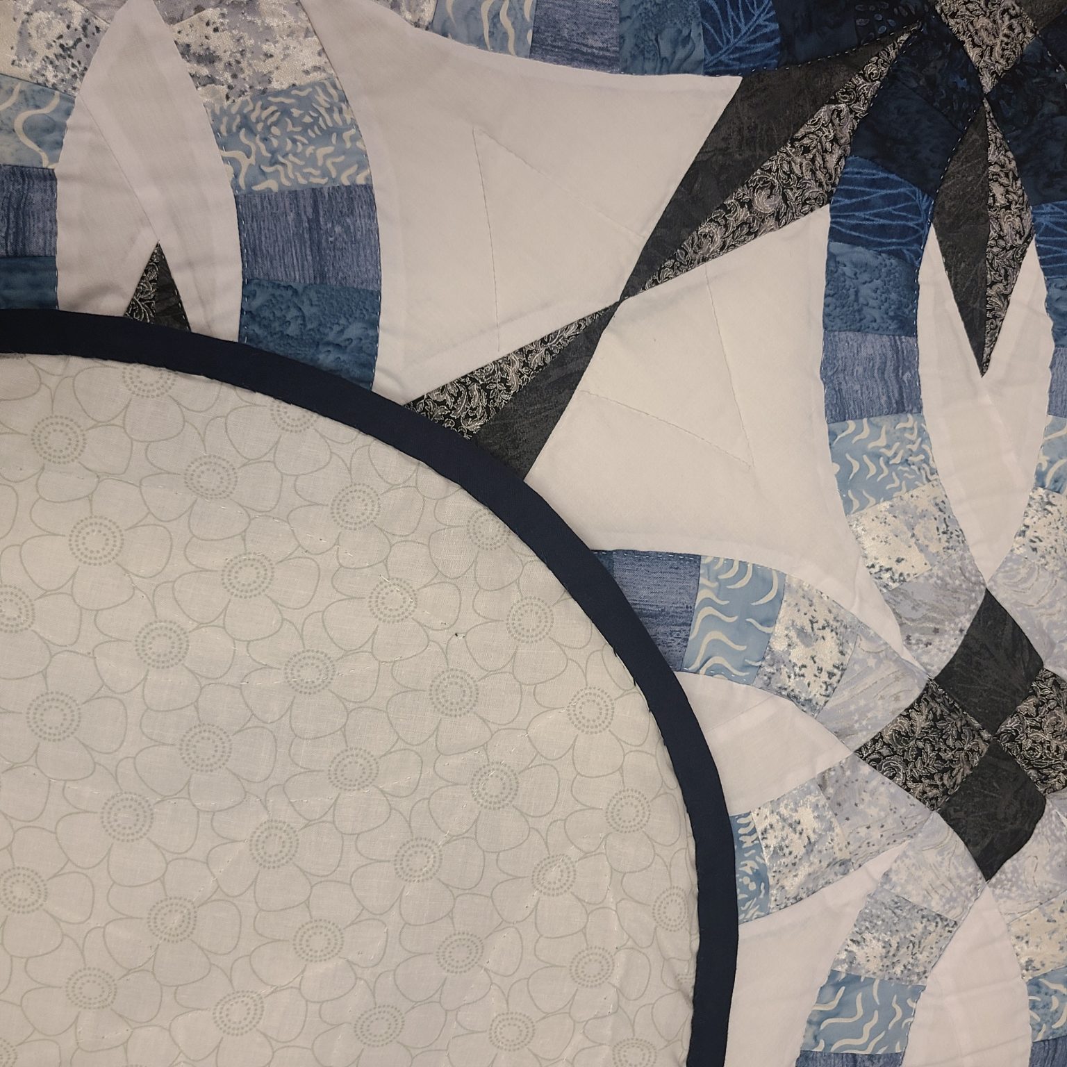 Star Wedding Ring QuiltQueen Family Farm Handcrafts