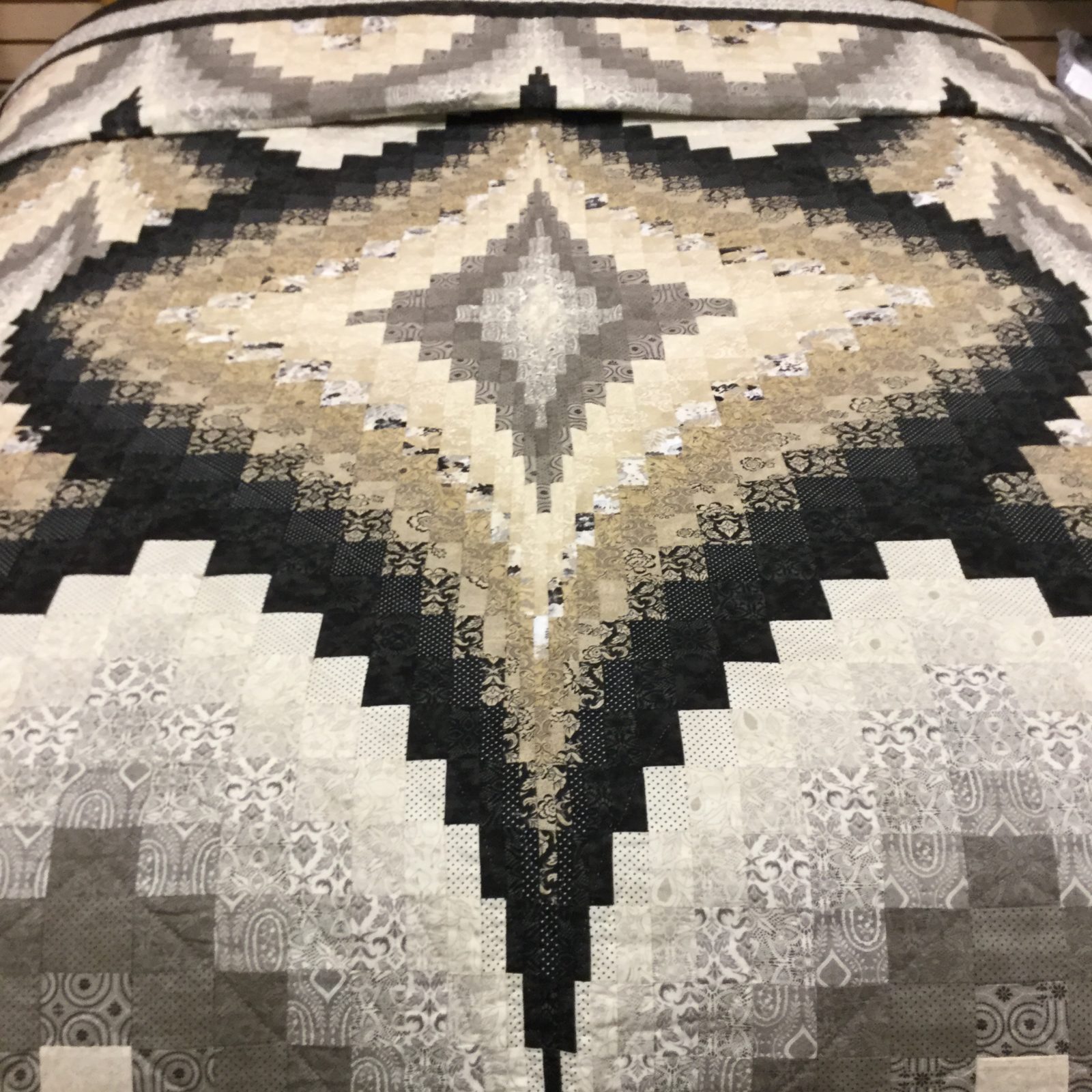 Argyle Red Pattern Print Quilt