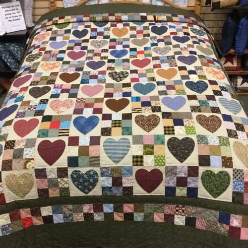 Country Hearts Quilt - Queen - Family Farm Handcrafts