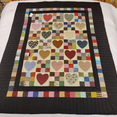 Country Hearts Throw Quilt - Family Farm Handcrafts