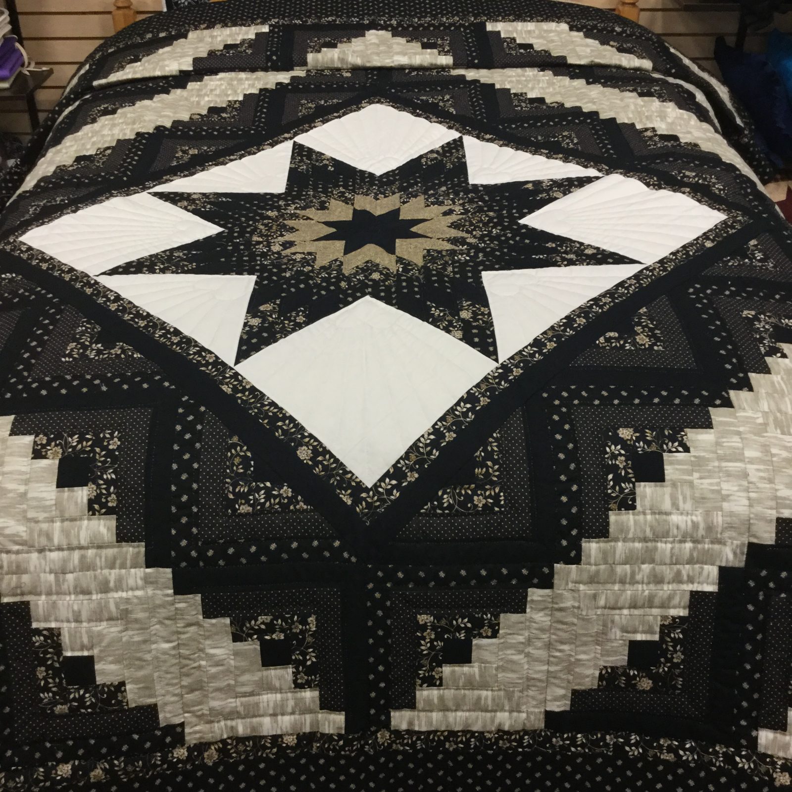 Log Cabin Lone Star Quilt | Queen | Family Farm Handcrafts