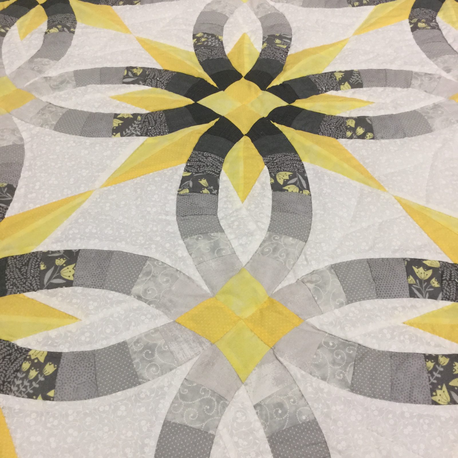Star Wedding Ring Quilt | Family Farm Handcrafts | Handmade