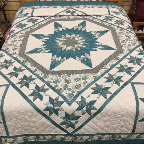 Twinkling Star Quilt-Queen-Family Farm Handcrafts
