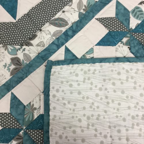 Twinkling Star Quilt-Queen-Family Farm Handcrafts