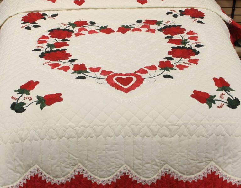 Applique Quilts for sale in Lancsater, PA